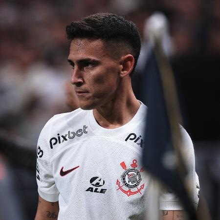 Matías Rojas, ex-meia do Corinthians, entrou com uma ação na Fifa