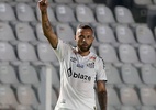 Guilherme diz que fica no Santos e que não recebeu propostas, mas não fecha portas