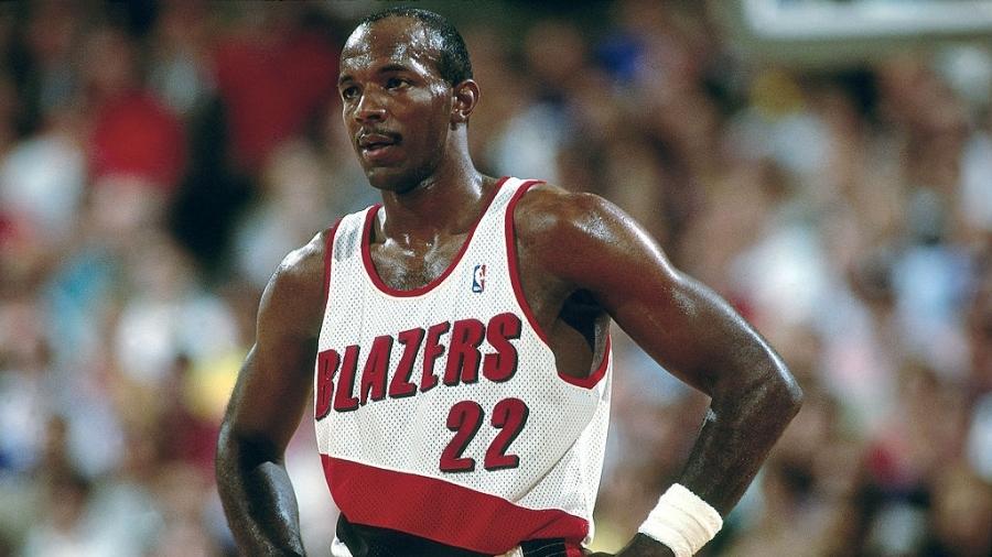 Clyde Drexler fez parte da equipe de basquete dos EUA considerada um "Dream Team"