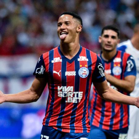 Tiago comemora após marcar para o Bahia contra o Confiança pela final da Copa do Nordeste Tiago comemora após marcar para o Bahia contra o Confiança pela final da Copa do Nordeste