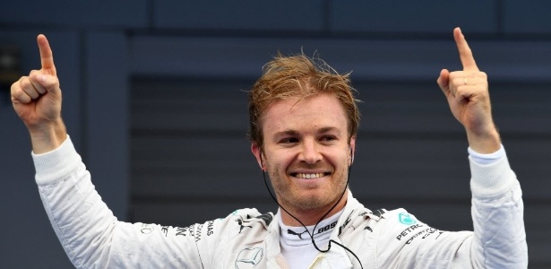 Rosberg lidera o campeonato da Fórmula 1, mas não esteve bem nesta sexta - AFP PHOTO / TOSHIFUMI KITAMURA