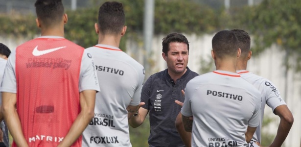 Osmar Loss já comandou o Corinthians em sete partidas oficiais e busca estabilidade - Daniel Augusto Jr. / Ag. Corinthians