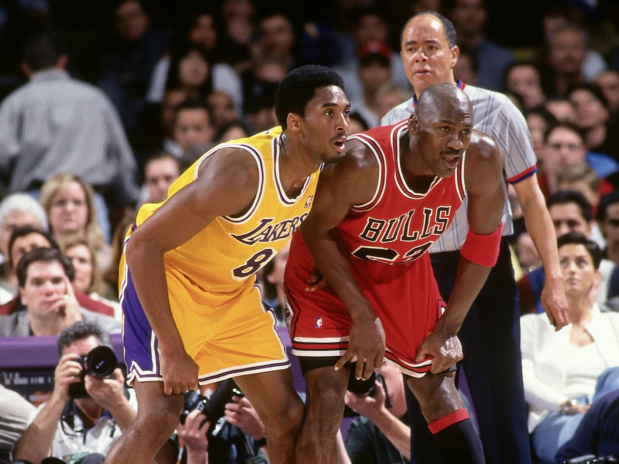Chocado com morte, Michael Jordan se declara a Kobe Bryant: 'Ele era como o  meu irmão mais novo