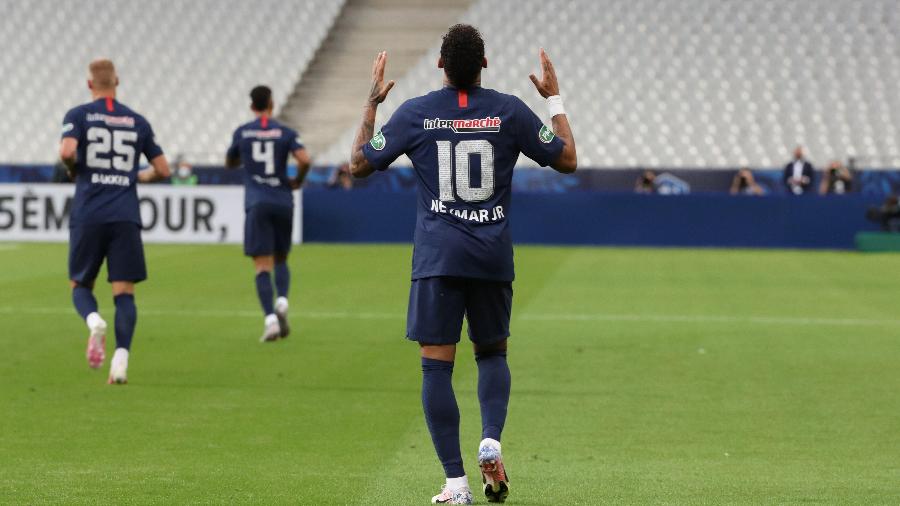 Neymar comemora gol na decisão da Copa da França entre PSG e Saint Etienne - Xavier Laine/Getty Images