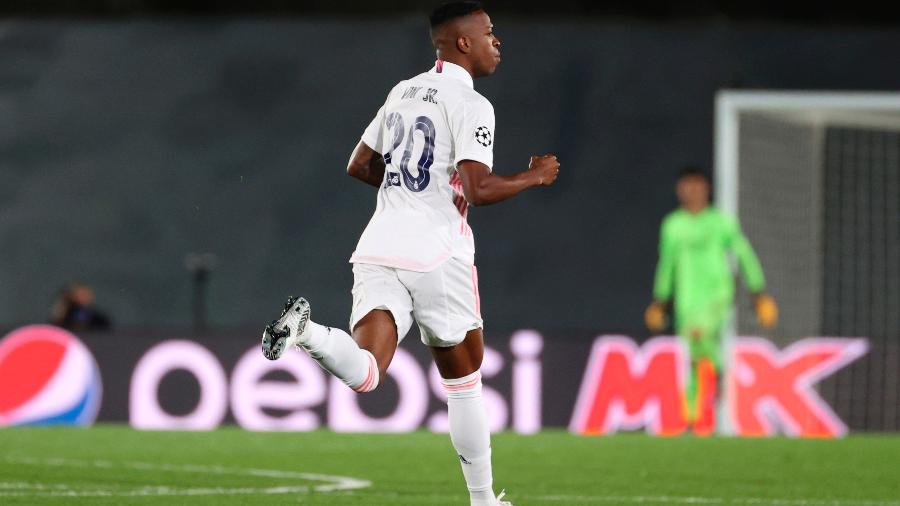 Vinicius Junior comemora gol do Real Madrid sobre o Shakhtar Donetsk - EFE/JuanJo Martín