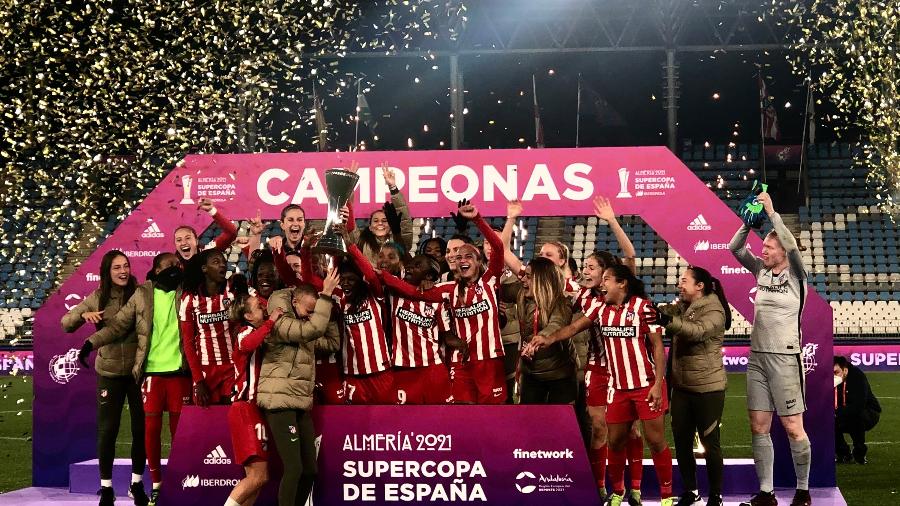 O time do Atlético de Madri comemorando o título da Supercopa Feminina - Divulgação/FEF