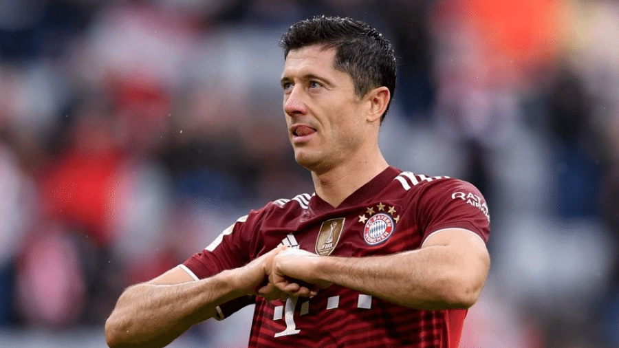 Robert Lewandowski é eleito melhor jogador do mundo pela Fifa