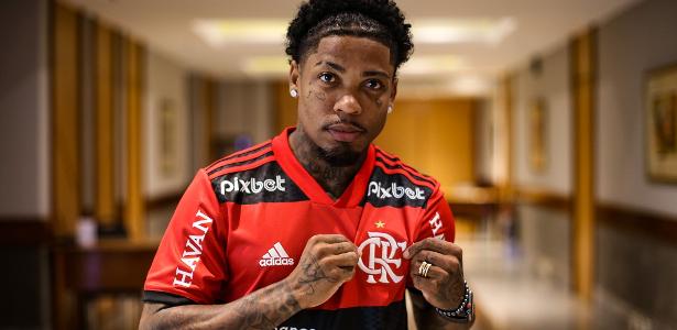 ‘O Santos é maior que o Flamengo’, opina Cicinho após ‘farpa’ de Marinho