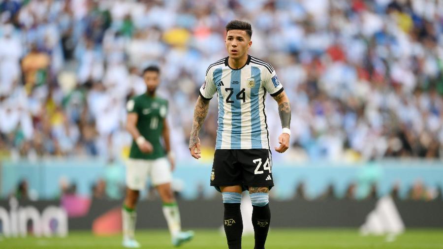 Enzo Fernández caminha para ser titular na Argentina diante do México - Shaun Botterill - FIFA/FIFA via Getty Images