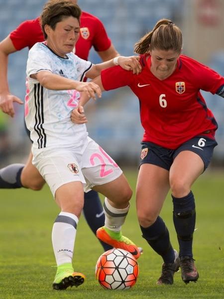 Japão e Noruega duelam em jogo do futebol feminino 