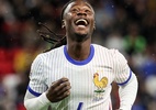 França goleia Israel com frangaço e gol de 