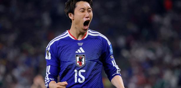 Japão goleia a Tunísia por 4 a 0 e elimina a seleção africana da Copa
