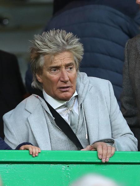 Cantor Rod Stewart acompanha partida do Celtic - Ian MacNicol/Getty Images