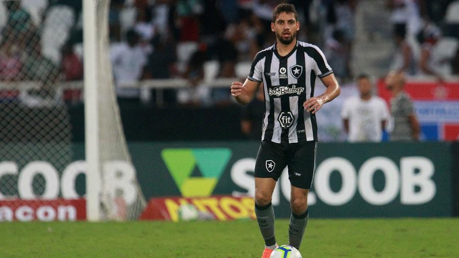 Zagueiro Gabriel tem bons números neste começo de Campeonato Brasileiro - Vitor Silva/Botafogo.