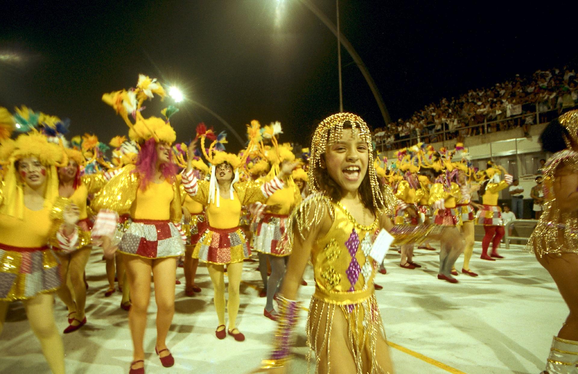 Desfile da escola de samba Gaviões da Fiel, campeã do Carnaval de São Paulo no ano de 1995, com o enredo "Coisa boa é pra sempre", no sambódromo do Anhembi, zona norte da capital paulista - FERNANDO SAMPAIO/ESTADÃO CONTEÚDO