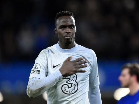 TNT Sports BR on X: E o prêmio de melhor goleiro de 2020/21 vai para  ÉDOUARD MENDY, do Chelsea e da seleção senegalesa! 🏆🧤 #TheBest Campeão da  Champions League, Mendy catou DEMAIS