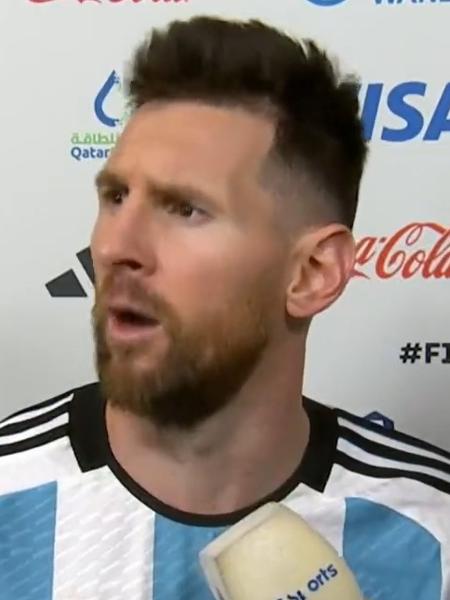 Messi é acalmado por repórter argentino depois de classificação da Argentina - Reprodução