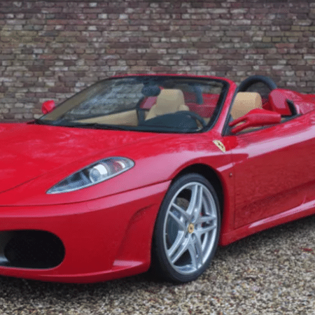 Ferrari F430 Spider da família de Schumacher