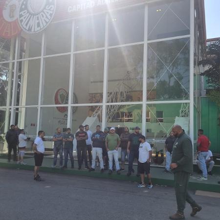 Membros da Mancha Verde invadiram a Academia de Futebol, CT do Palmeiras