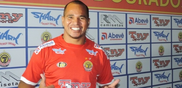 Aloísio Chulapa no Sete de Dourados, seu último clube; atacante será "olheiro" no Vasco - Divulgação/Sete de Dourados