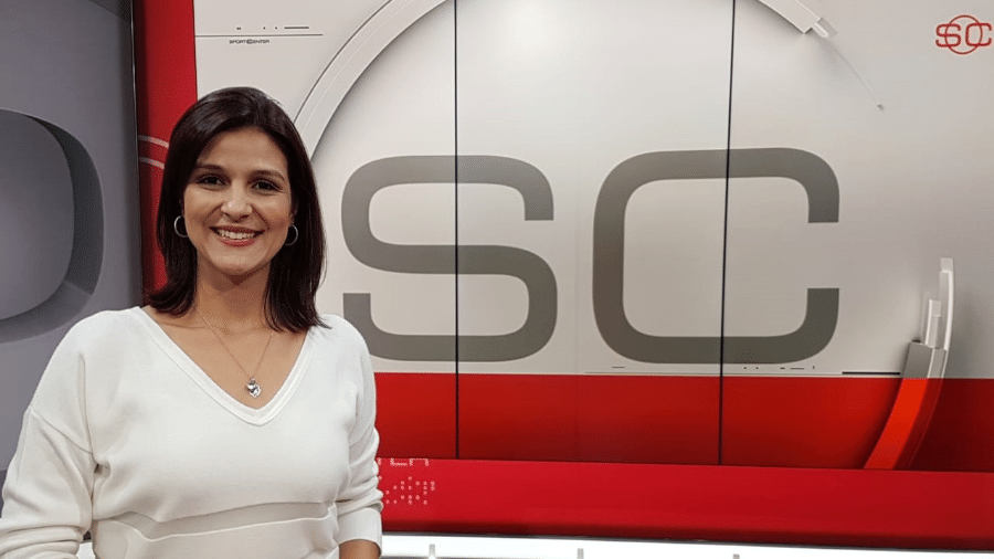 Gláucia Santiago como apresentadora do SportCenter, da ESPN - Divulgação/ESPN