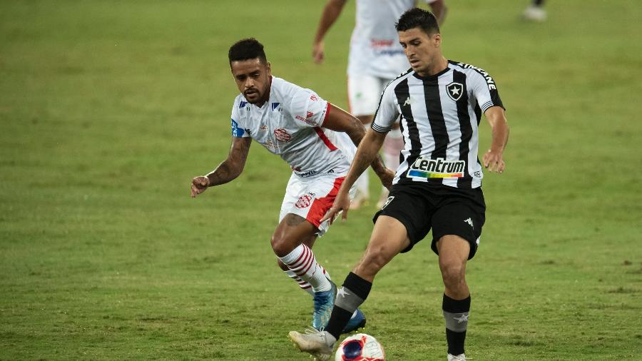 Marcinho, jogador do Botafogo, durante partida contra o Bangu pelo Carioca - Jorge Rodrigues/AGIF