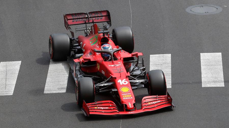 Charles Leclerc, da Ferrari, durante treino qualificatório do GP de Mônaco - REUTERS/Gonzalo Fuentes