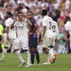 Rodrygo marca, Real Madrid vence clássico e afunda Barcelona em crise