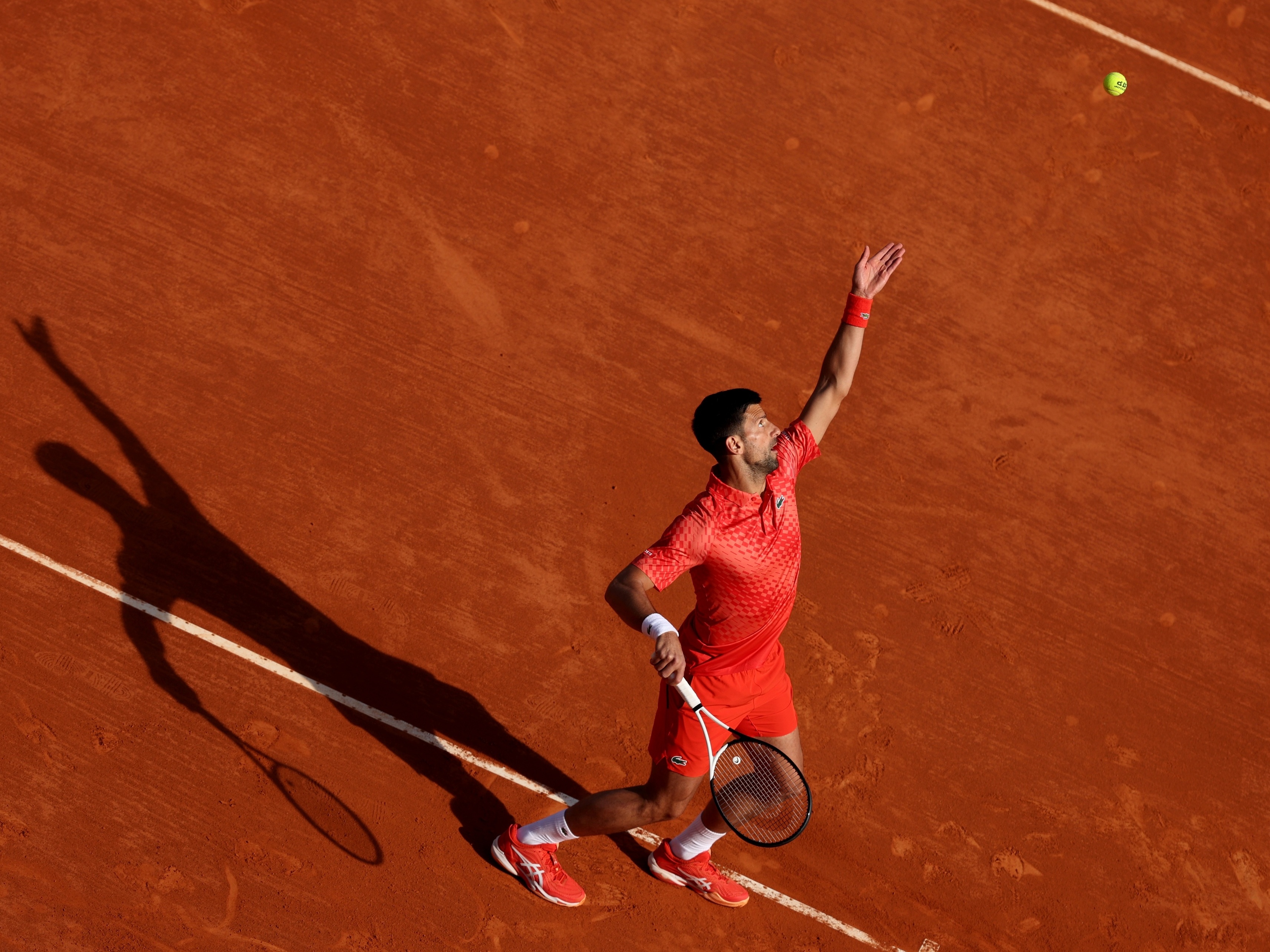 Saiba onde assistir Djokovic x Gakhov em Monte Carlo ao vivo hoje