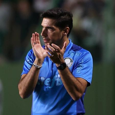 Abel Ferreira, do Palmeiras, em jogo contra o Goiás pelo Brasileirão - Cesar Greco/Palmeiras/by Canon