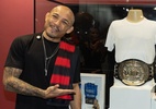 Hall da Fama do UFC, José Aldo recebe homenagem do Flamengo em museu