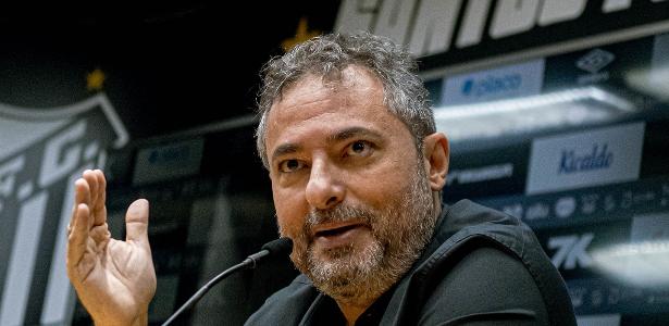 Santos reavalia elenco e cogita trazer dois reforços além de Mayke