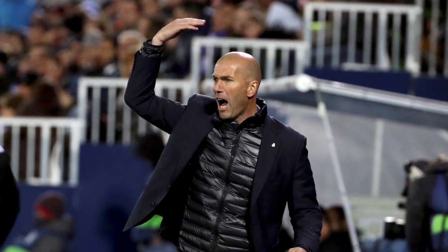 Zidane orienta o Real Madrid contra o Leganés - Kiko Huesca/EFE