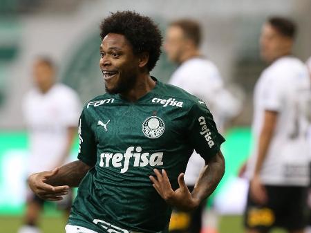 Palmeiras vence o Corinthians e é campeão paulista