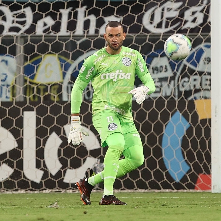 Goleiro de time de futsal emagrece 55 quilos em sete meses em MG