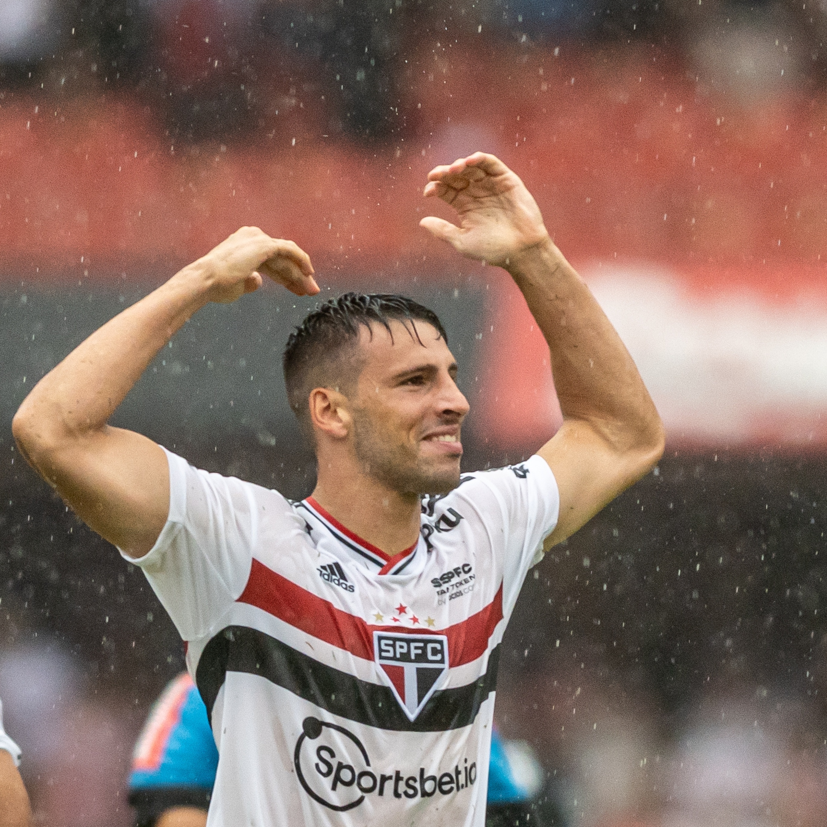 Como assistir São Paulo x Corinthians pelo app Estádio TNT Sports