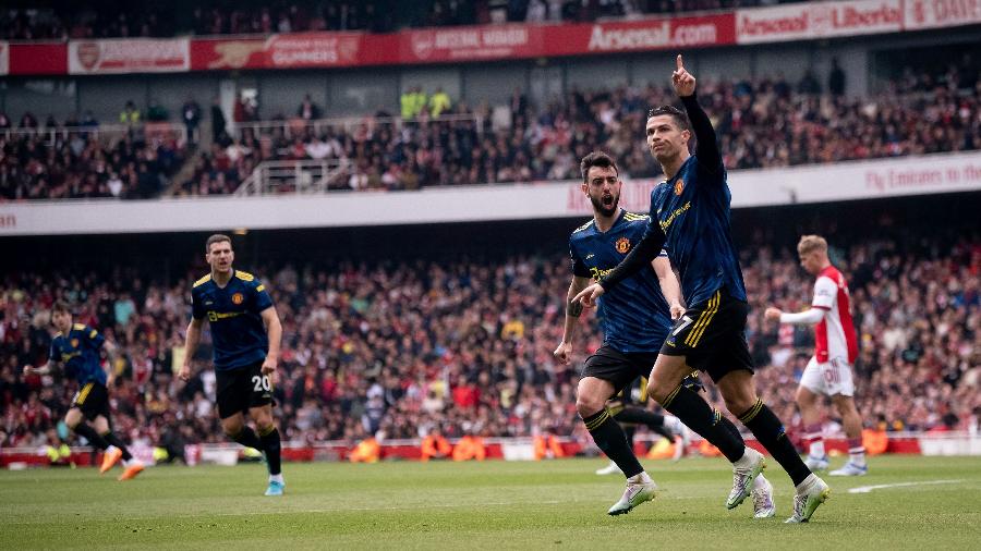 Cristiano Ronaldo comemora seu 100º no Campeonato Inglês, contra o Arsenal - Ash Donelon/Manchester United via Getty Imag