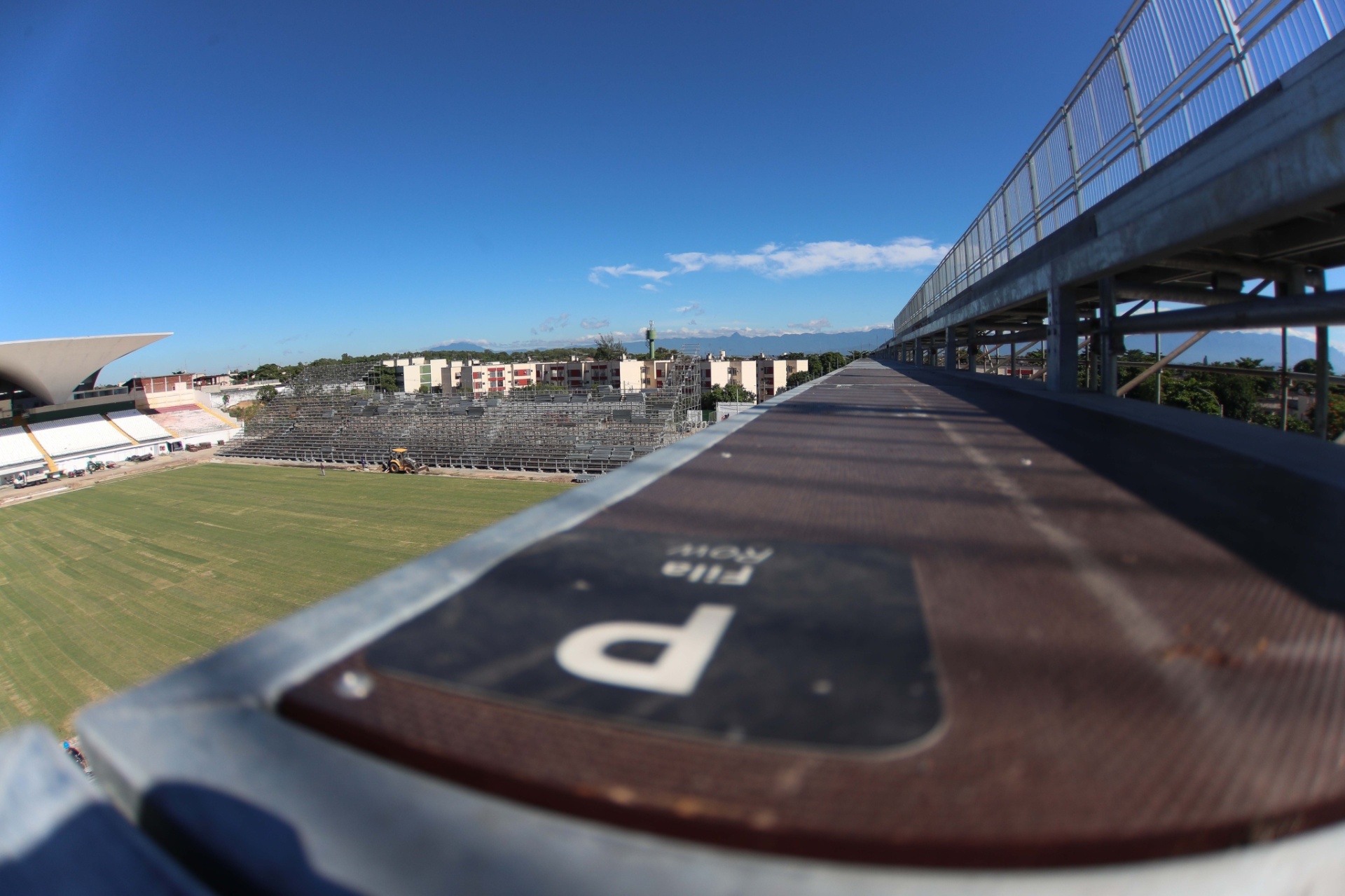 O Flamengo realiza obras da Arena da Ilha para a estreia no dia 8 de março - Gilvan de Souza/ Flamengo