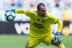 Gremistas parabenizam Cavalieri após vitória: Tarde maravilhosa
