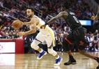 Warriors levam a melhor sobre Rockets e se consolidam na liderança do Oeste