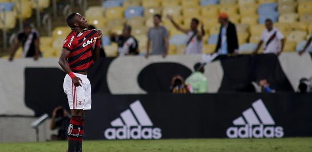 Flamengo parabeniza Vini Jr. pelo prêmio de melhor do mundo no futebol