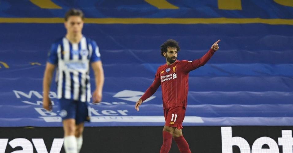 Salah comemora após marcar para o Liverpool contra o Brighton