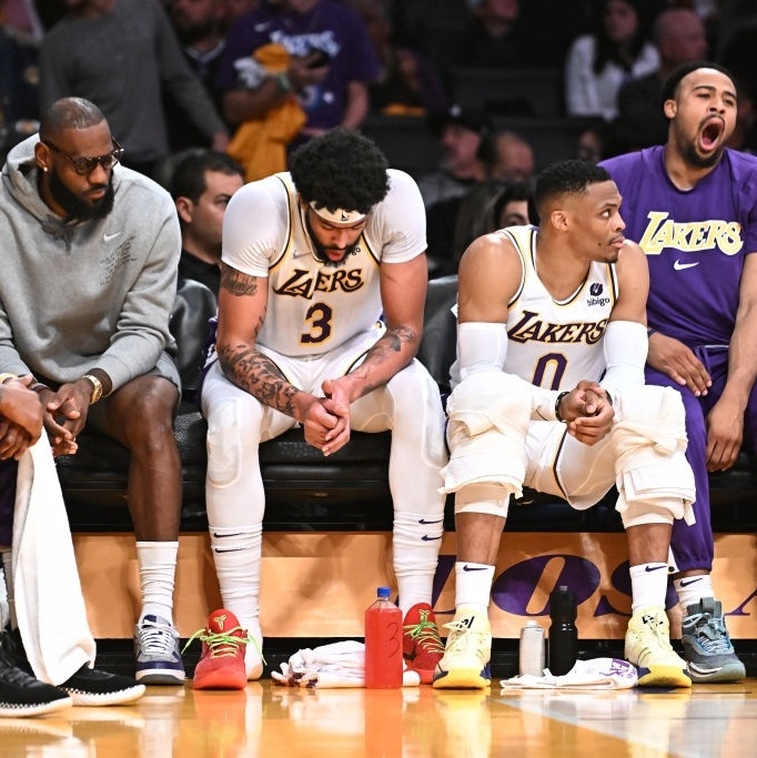 Como o Los Angeles Lakers montou a equipe campeã da NBA após fracasso de  2019