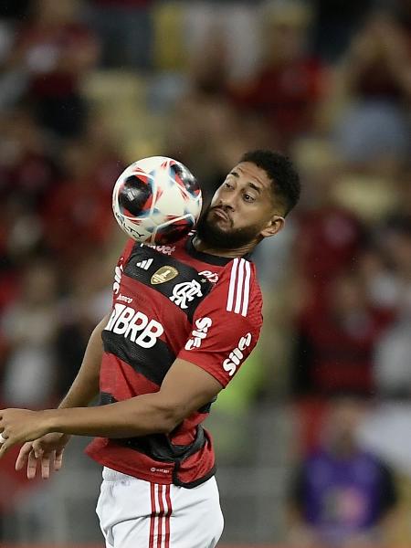Pablo, zagueiro do Flamengo, em ação no Campeonato Carioca de 2023 - André Fabiano/Agência Estado