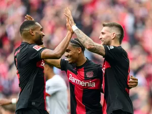 Alemão: Leverkusen é campeão invicto, e Bayern é goleado na última rodada