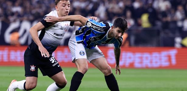 FALA, RYAN! Volante fala sobre a importância para sua permanência no Corinthians