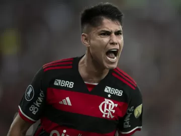 Flamengo respira no final e abre boa margem para decidir vaga na altitude