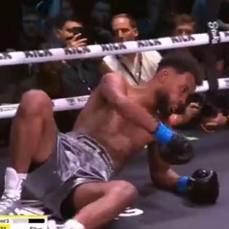 Gabriel Silva durante disputa do cinturão do Misfits Boxing