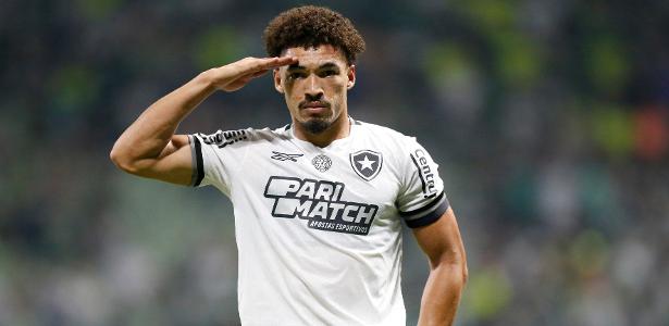 Santos tem interesse no zagueiro ex-Botafogo