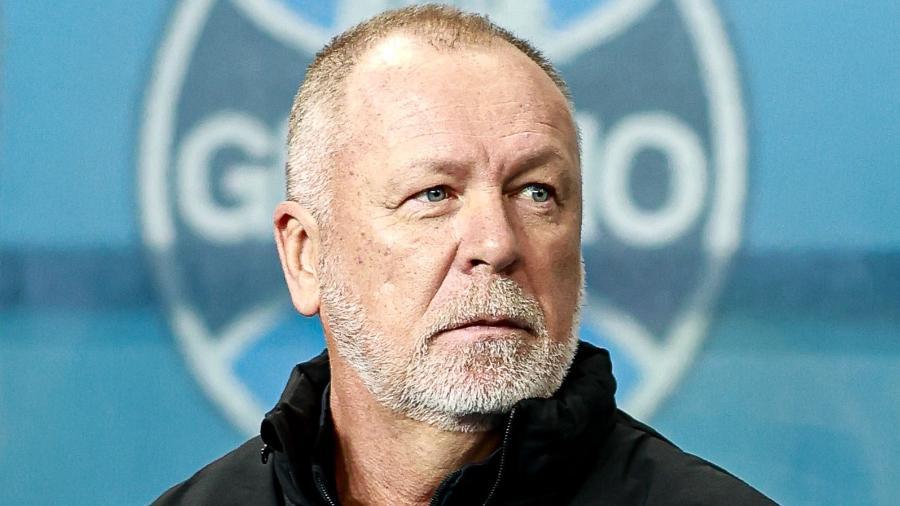 Mano Menezes comando o Grêmio Mano Menezes comando o Grêmio